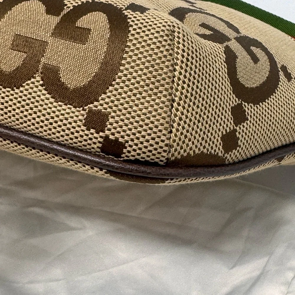 💯Authentic GUCCI Monogram Jumbo GG Textured Dollar Calf Skin Web Belt/Body Bag - Picture 5 of 11
